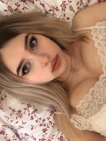 Анкета проститутки Каролина, 22 года